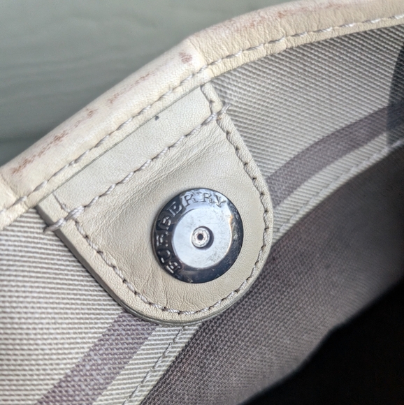 Burberry Smoke Check Canterbury Bag - Picture 11 of 16